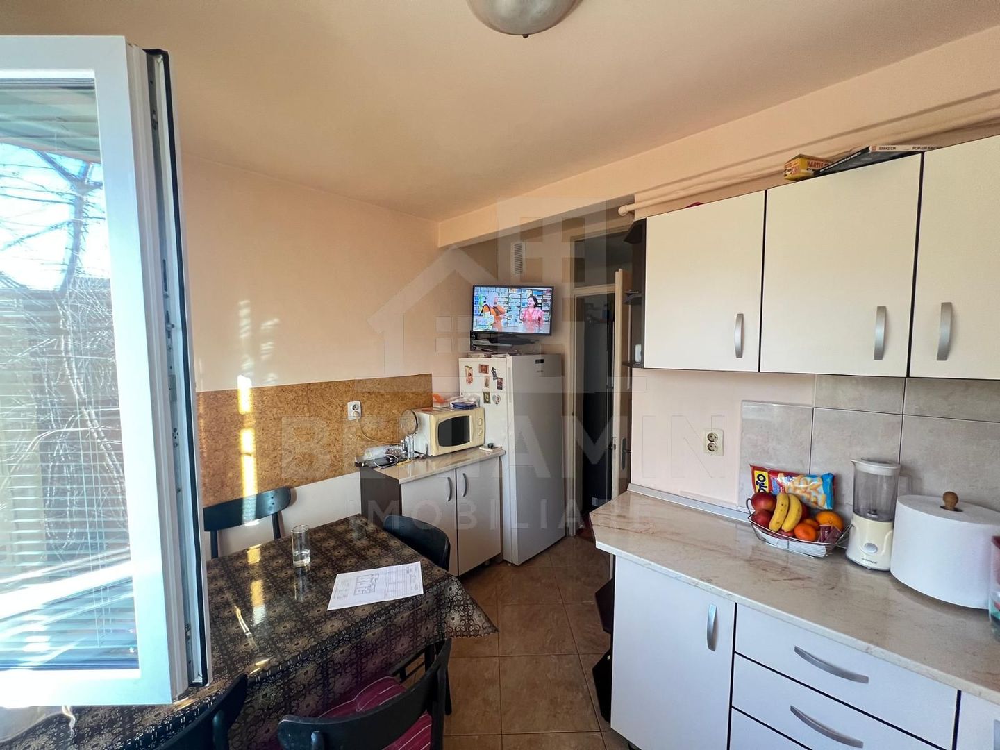 2 Decomandate-Etaj 1-CT-AC-Mobilat-Utilat-Bartolomeu-65mp-Parcare - Poză 6