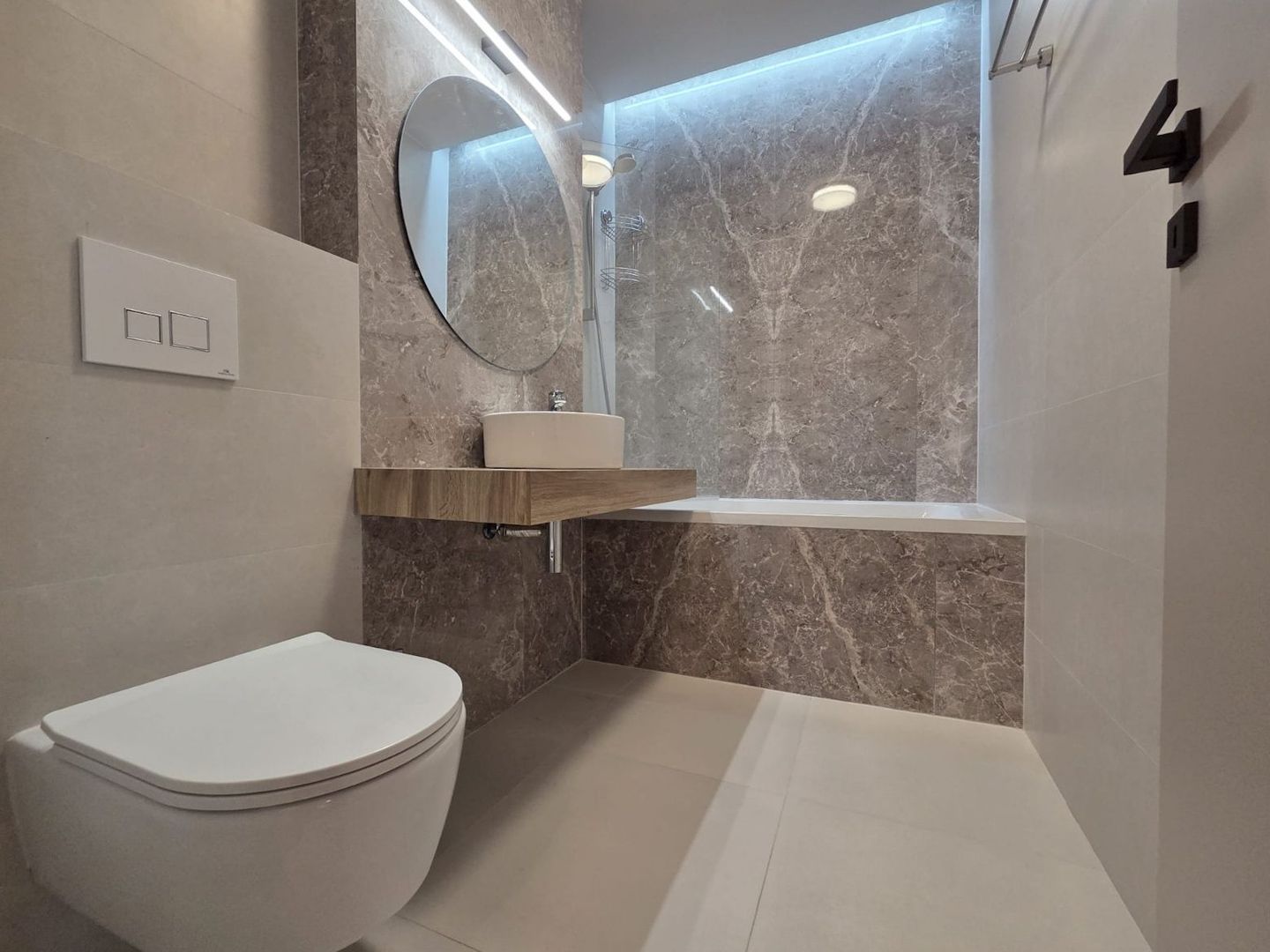 Premium 2-Room Apartment for Rent | Iancu Nicolae I Pool | Parking - Poză 11
