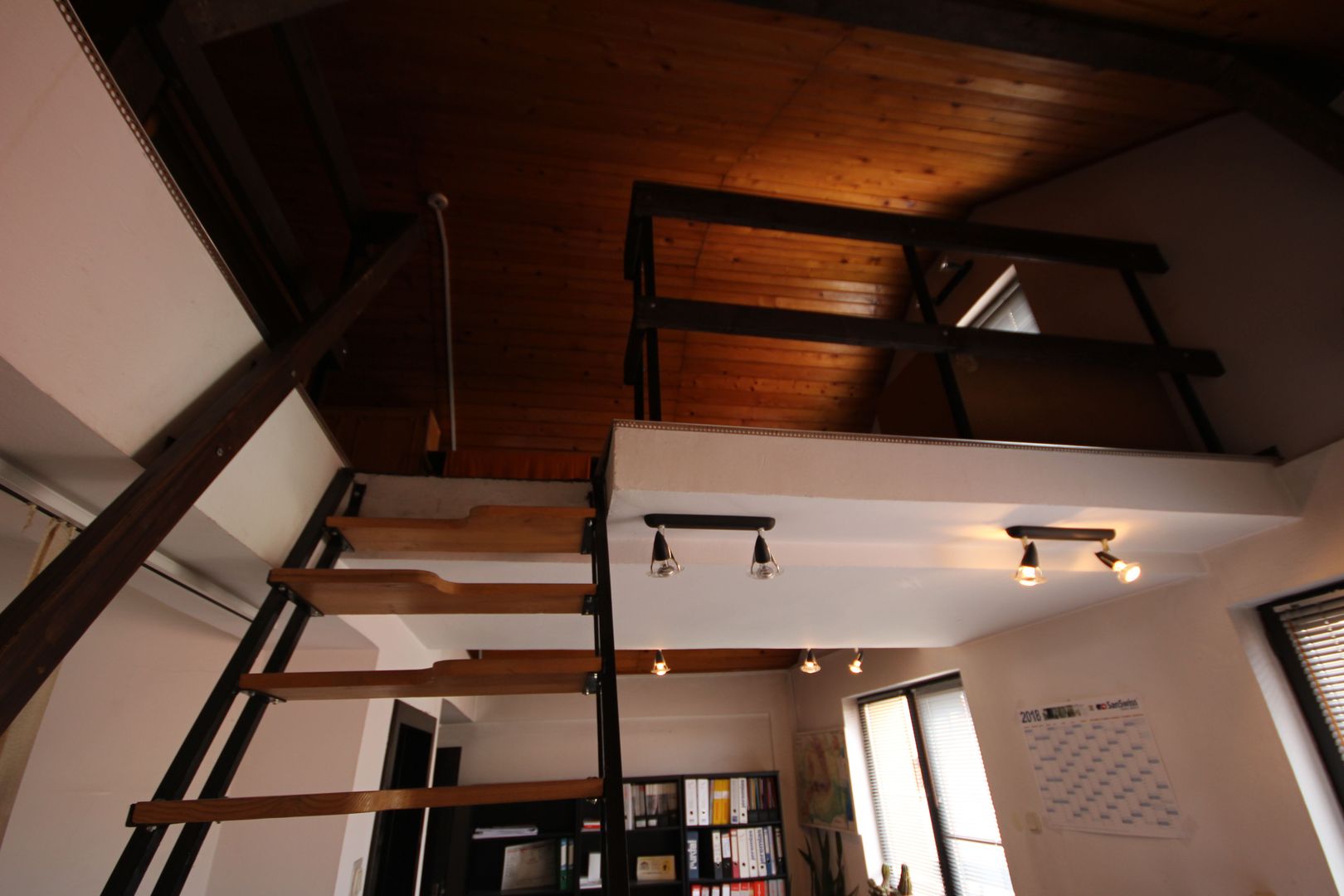 Imobil cu destinatie mixta - Poză 13