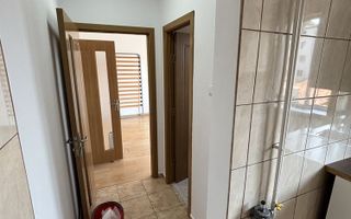 De închiriat apartament cu 2 camere, strada Octav Onicescu - Poză 3