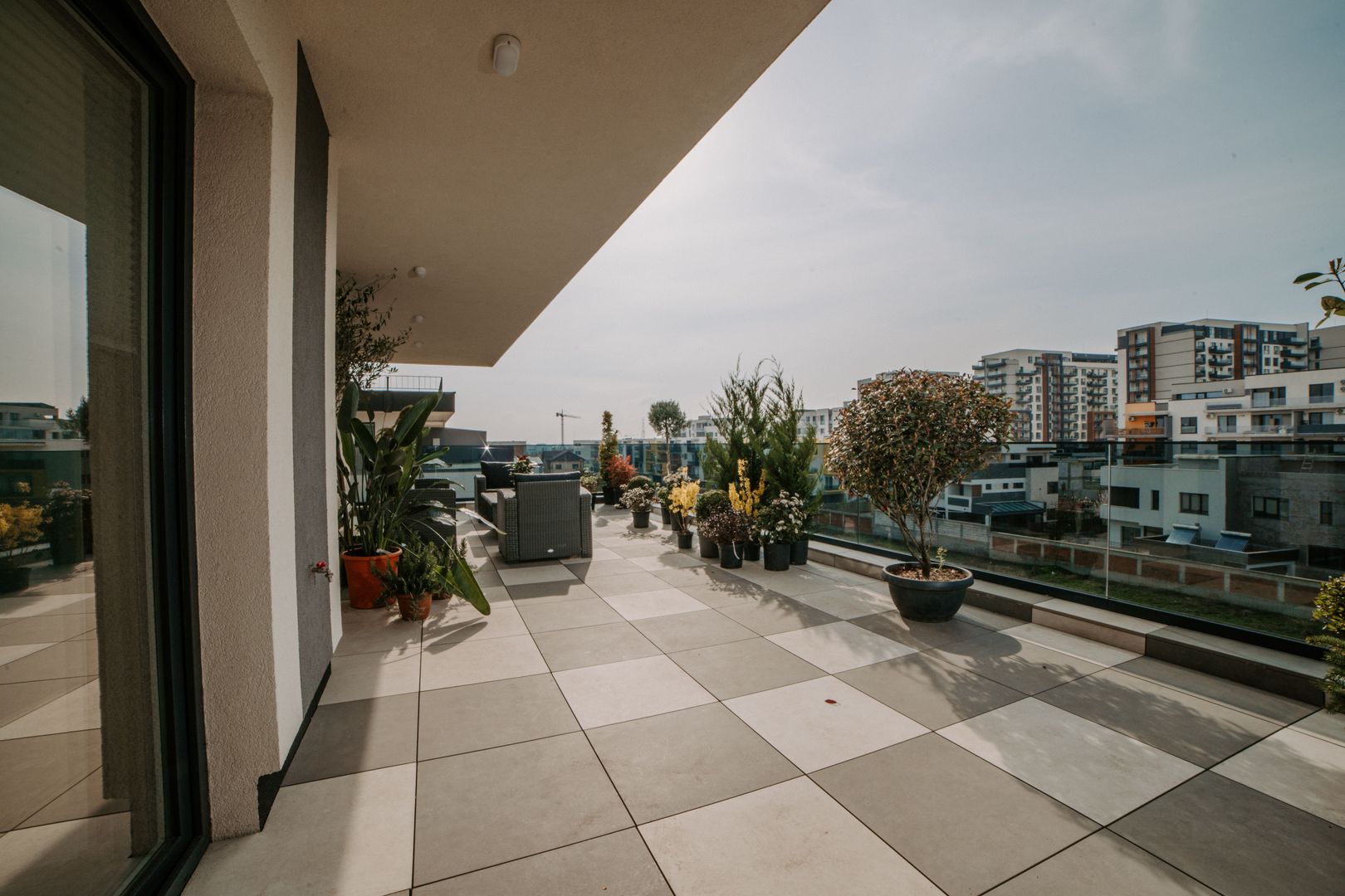 Penthouse 2 camere mobilat utilat panouri solare pompa caldura - Poză 6