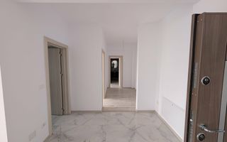 Langa ESO. 73 mp. Bloc nou cu lift. - Poză 2