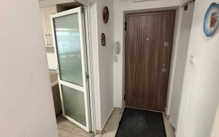 Apartament cu 3 camere, renovat integral, mobilat și utilat - Poză 6