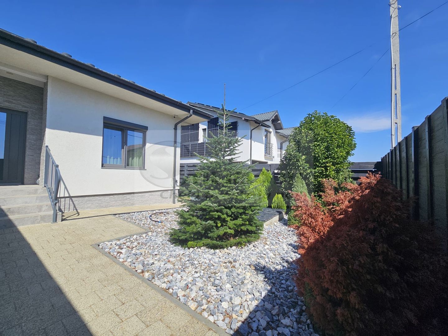 Vila plan parter - mobilata utilata - 5 drumuri - Valea Adanca - Poză 2