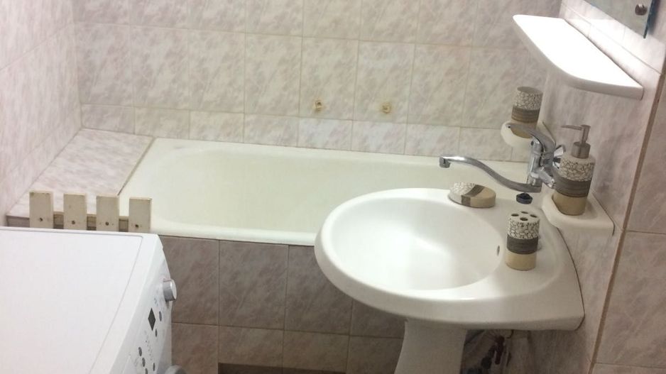Decomandat si spatios zona Girocului - Poză 18