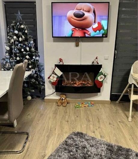 Vanzare apartament cu 3 camere Apahida. - Poză 1