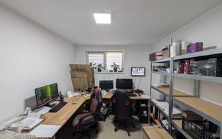 Apartament 2 Camere, cu Loc de Parcare – Zona Teilor. - Poză 1