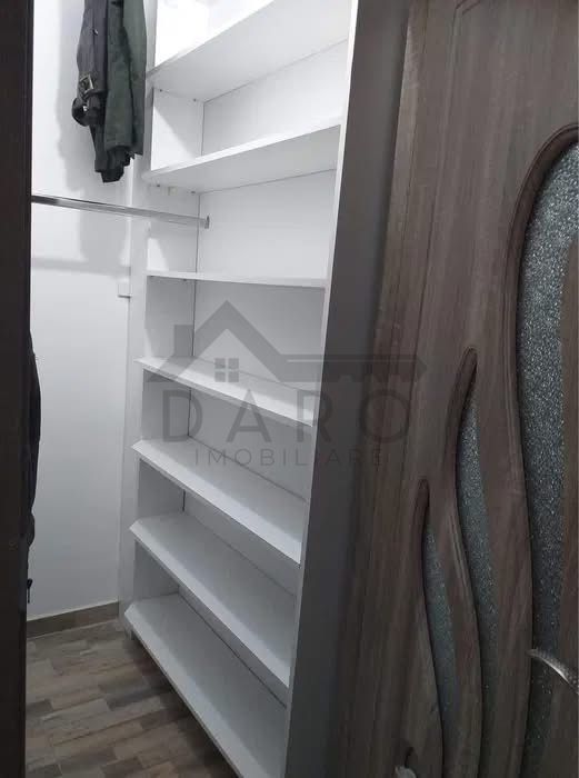 Închiriez apartament 2 camere + loc de parcare - Poză 4