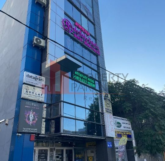 Laborator de analize | Birou | Comercial - Poză 1