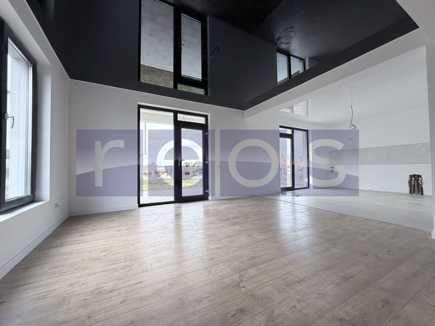 VANZARE 5 CAMERE | CASA INDIVIDUALA | 182 MP UTILI | P+1+M I 409 TEREN | - Poză 1