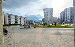 Apartament Intabulat, 3 camere 73 mp/utili+boxa, Tractorul - Poză 17