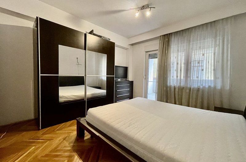 Apartament de inchiriat in Piata Sfantul Gheorghe - Poză 3