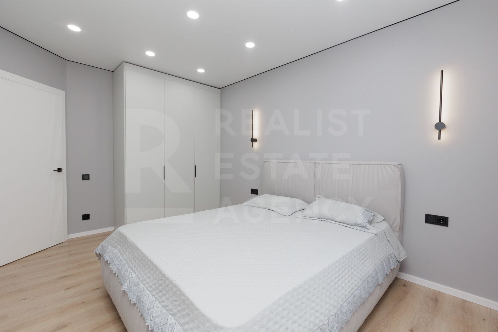 Vânzare, apartament, 3 camere, str. Regele Carol, Durlești - Poză 4