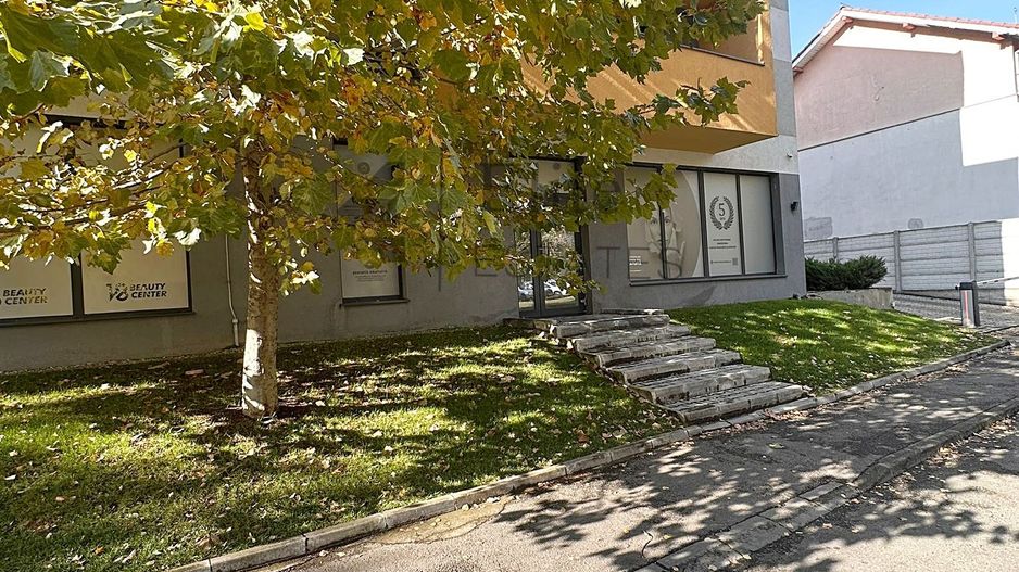 Spatiu Comercial de inchiriat zona Decebal Prima Shops - Poză 1