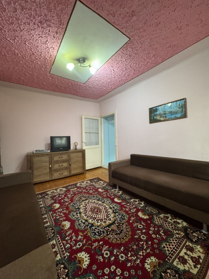 De vânzare Casă în Grădiște, curte + grădină proprie generoasă Arad - Poză 14