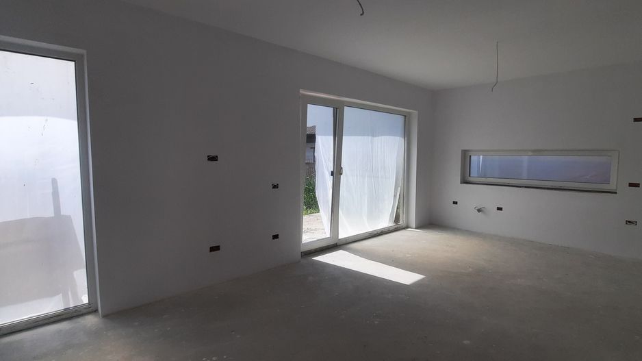 Duplex parter cu 4 camere - zona CORA - Poză 19