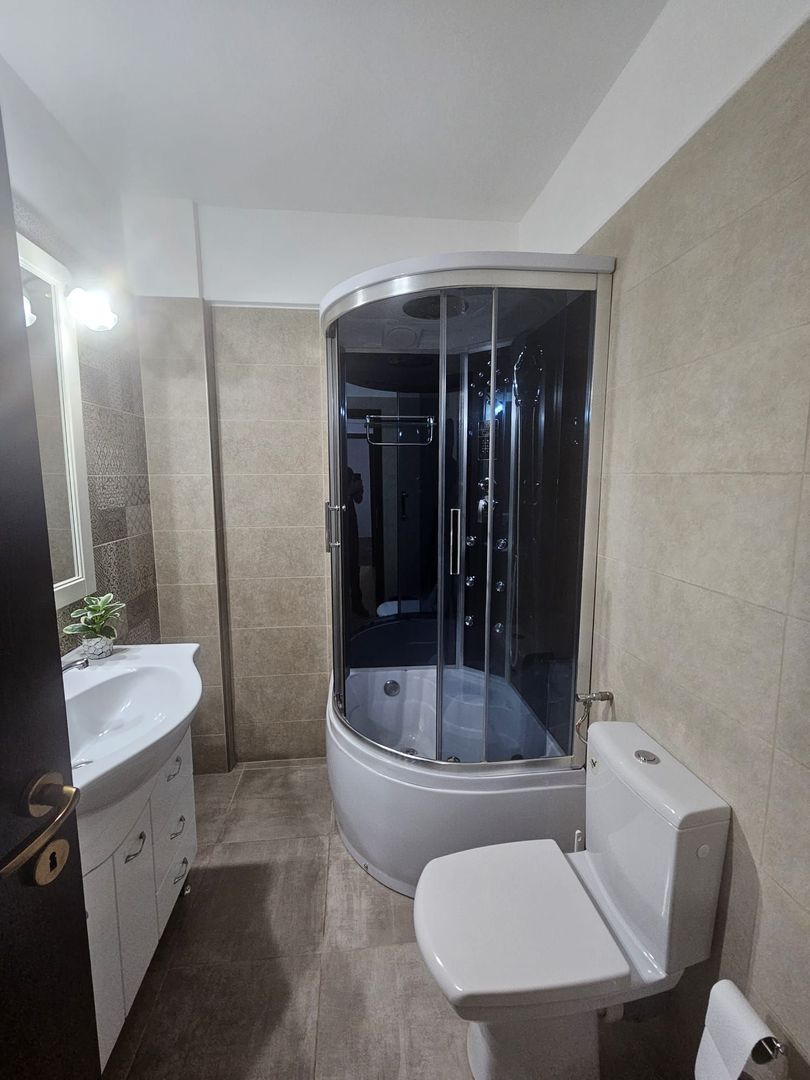 Apartament 2 camere, bloc 2010, garaj, Centru - Nord - Poză 5