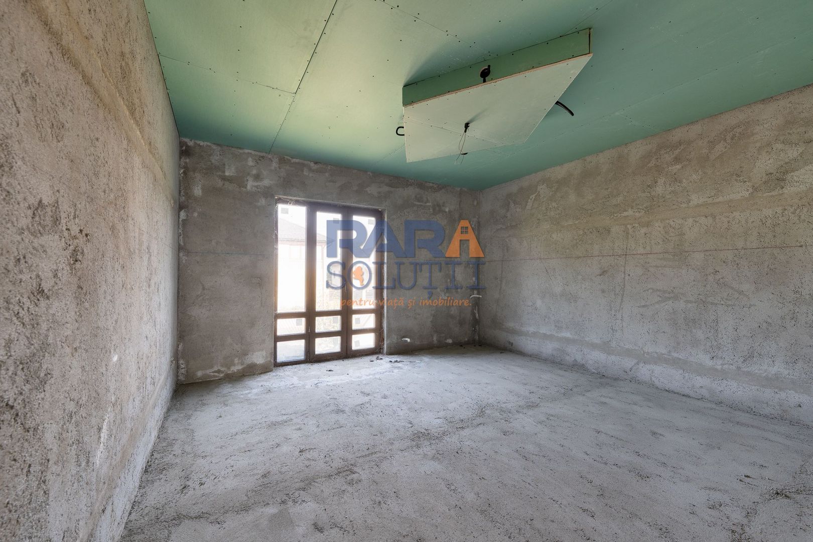 Casă P+1E, 402 mp, teren 3.600 mp, 17 km de Roman - PREȚ LA OFERTĂ! - Poză 13