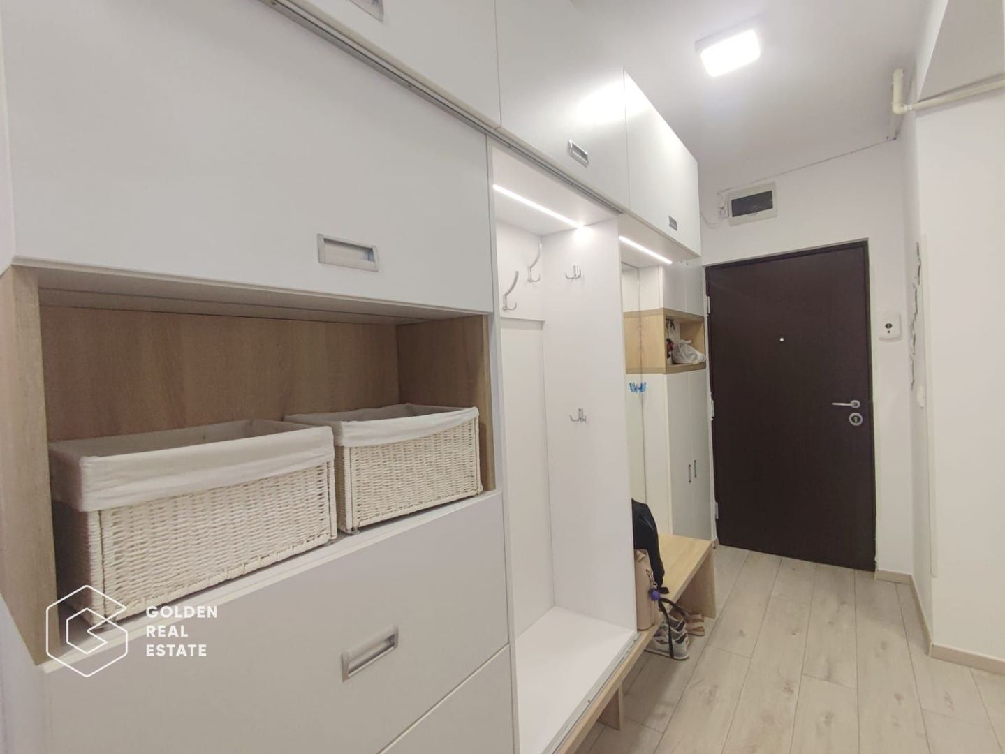 Apartament frumos decorat, spatios, parcare proprie, P-ta Garii - Poză 7