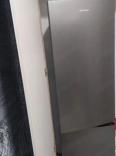 Închiriez apartament 1 cameră, Mazepa 1, bloc Salcia, parter, 300 euro - Poză 5