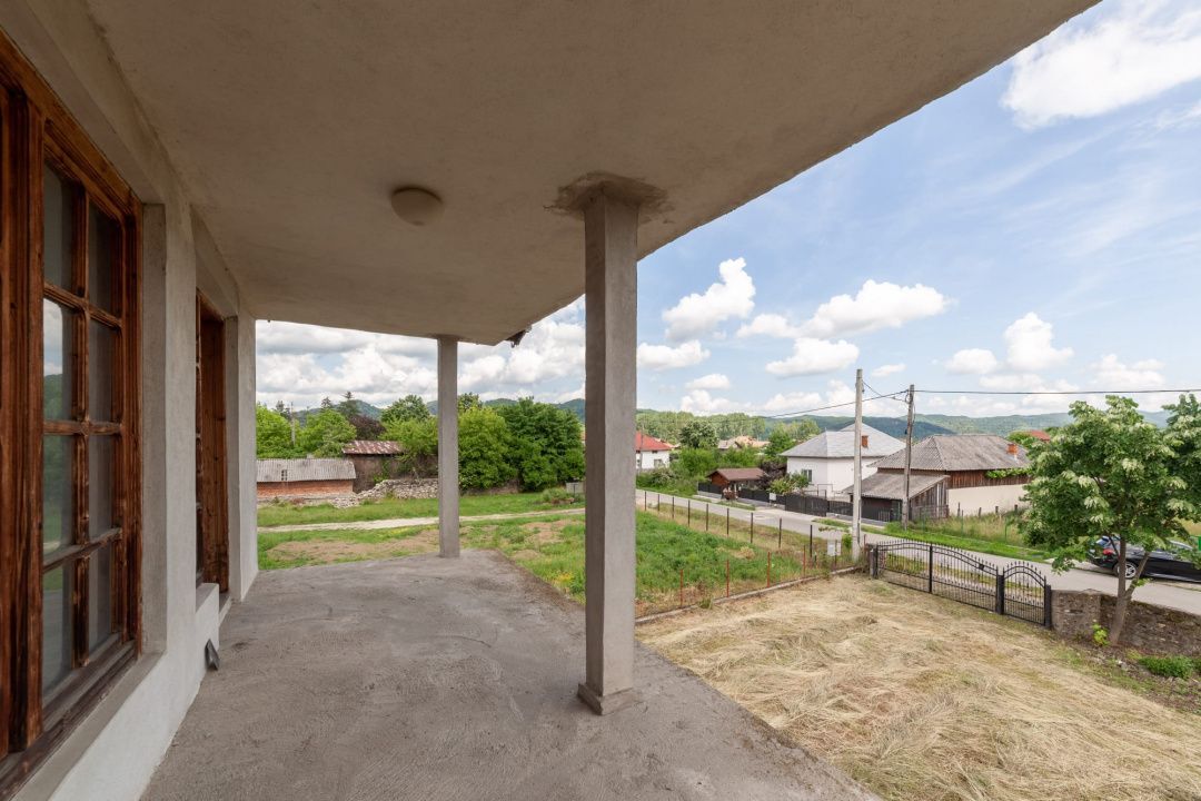 Casa in Domnesti Arges - ideala pentru locuire permanenta sau vacanta - Poză 18