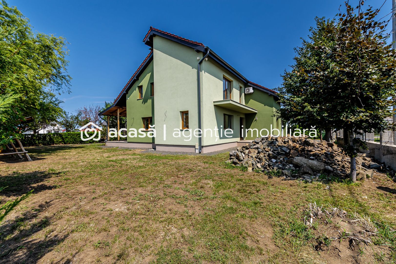 REDUCERE Casă nouă, spațioasă, în cartierul rezidențial din Curtici - Poză 4