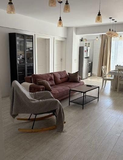 APARTAMENT CU PARCARE SI TERASA ZONA CALEA CALARASILOR - Poză 5