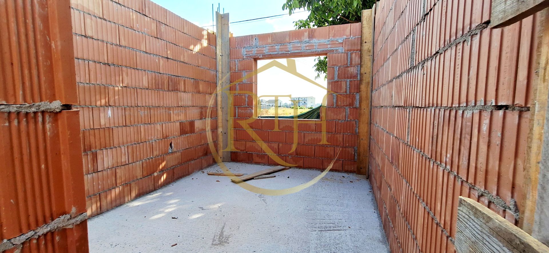Oferim spre vanzare, Case tip duplex despartite prin spatiu verde, Giroc - Poză 11