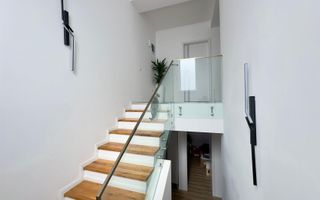 Casa Individuala - 5 camere - 2 bai - 300 mp teren - Poză 5
