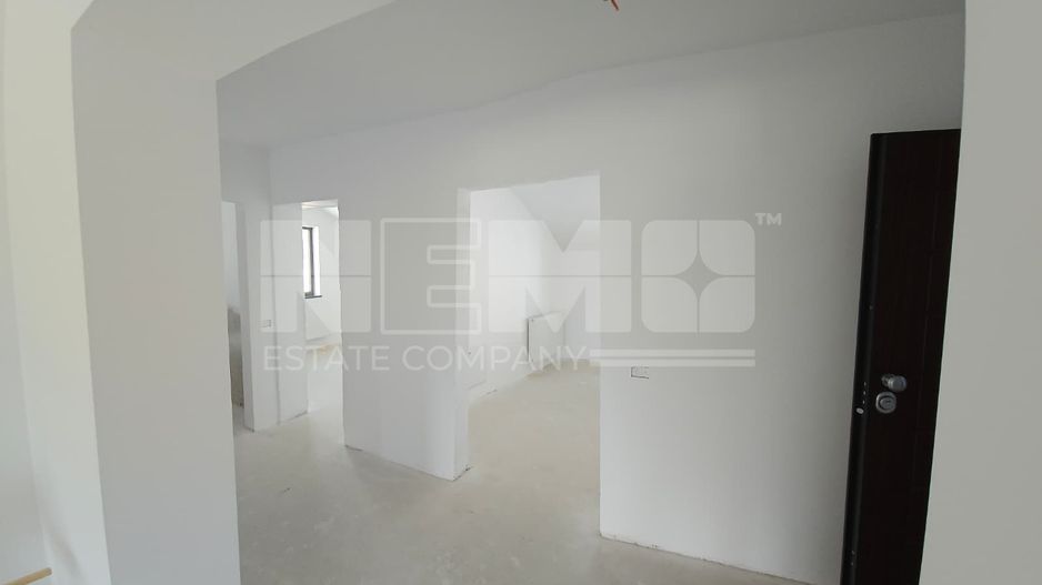 Apartament cu 3 Camere  78 mpI Suceava/Complex La Stejari I 106.000E - Poză 19