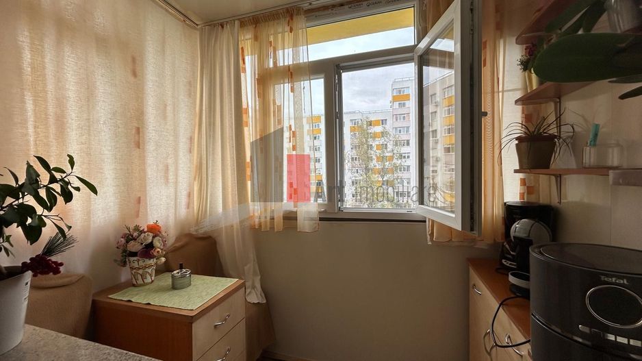 APARTAMENT 3  CAMERE - Poză 4