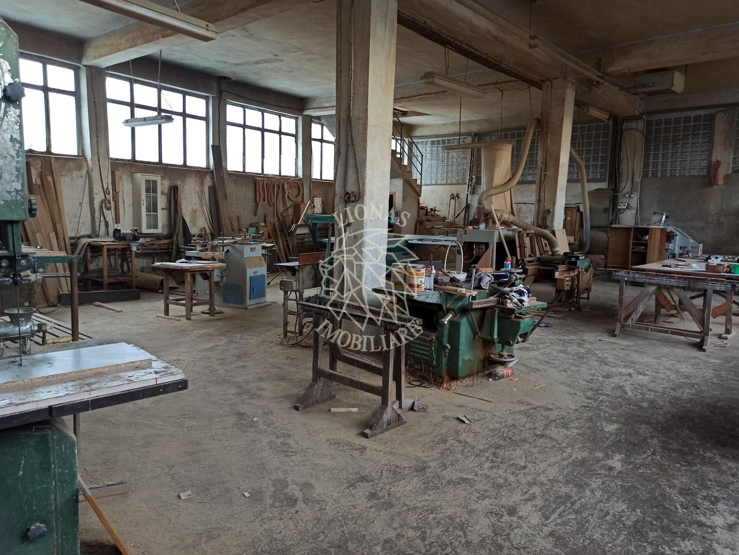 Complex de 4 hale 1705 mp-ideal prelucrare, service-Valea Ghinzii - Poză 7