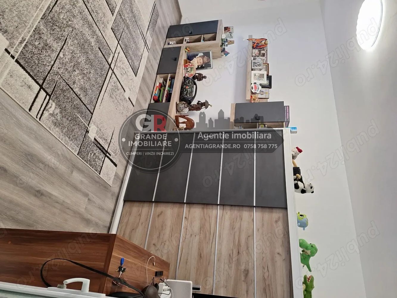 Apartament ultracentral 2 camere in Tulcea - Poză 7