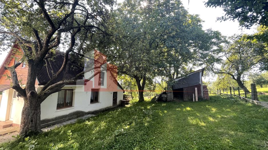 Casa Batraneasca Reconditionata Tohanita Bran 2300 mp Teren - Poză 12