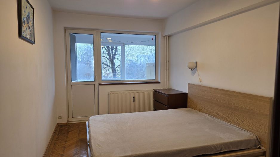 De vanzare apartament 3 camere Drumul Taberei - Poză 6