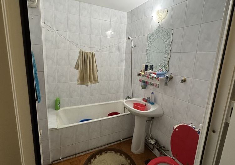 APARTAMENT ZONA TITAN - Poză 4