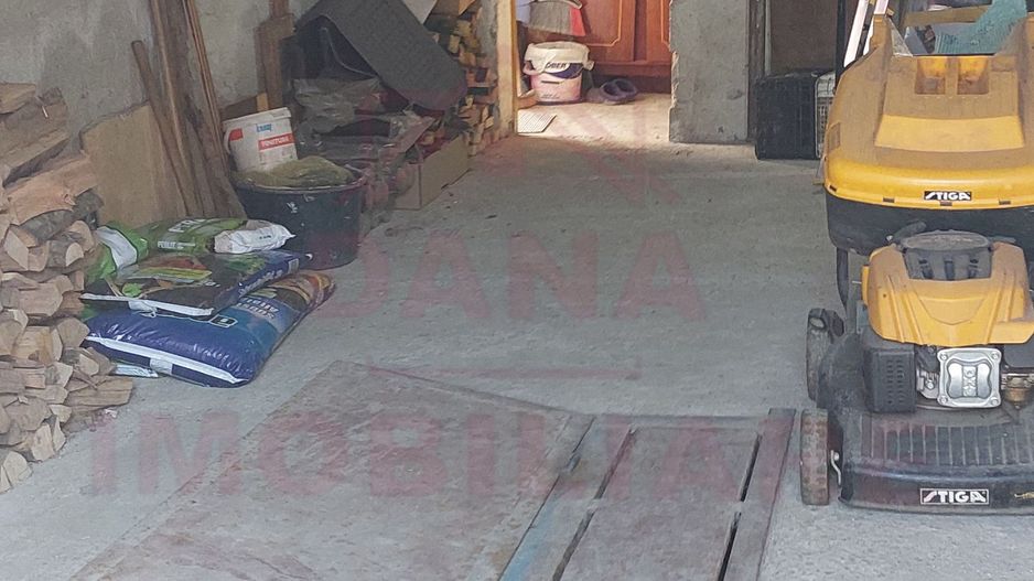 1\2 DUPLEX, DE VÂNZARE, 4 camere\CARANSEBEȘ\ ZONĂ CENTRALĂ\JUD.CS - Poză 21