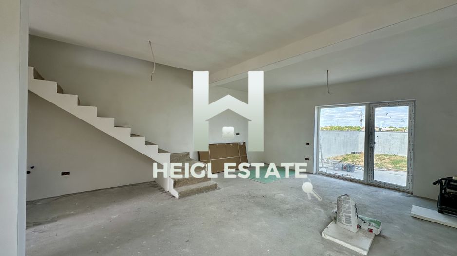 Duplex cu 4 camere Mosnita Noua - Poză 1