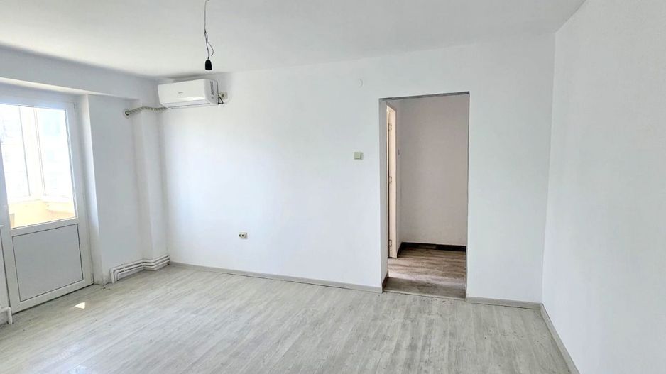 De vanzare apartament cu 2 camere, renovat, etaj9, Viziru 3, 43.000 euro - Poză 5