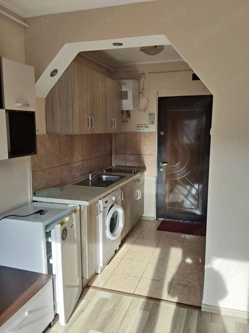 BRASADAS vinde garsonieră situată la etajul 4/ 4 în Micro 17 - Poză 7