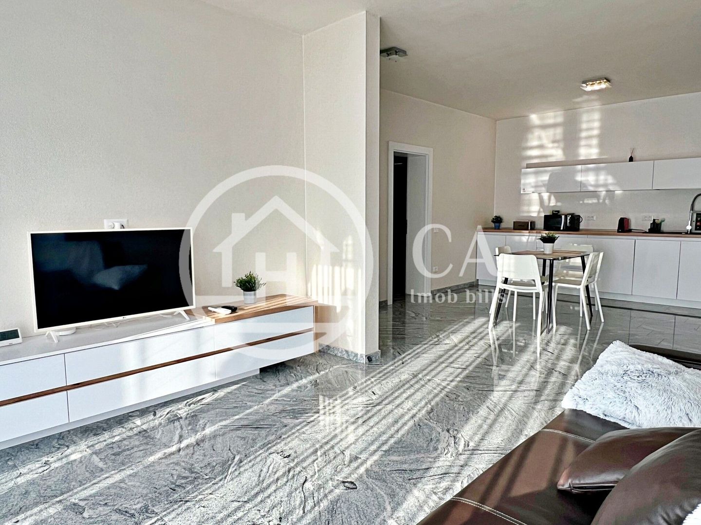 Casa de închiriat tip duplex cu 4 camere in Cihei, Oradea - Poză 10