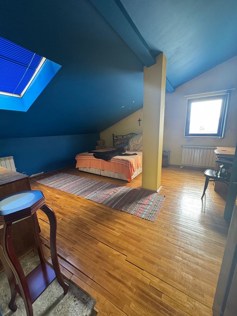 Casa de închiriat 7 camere Sector 4, ideal pentru clinica, gradinita - Poză 25