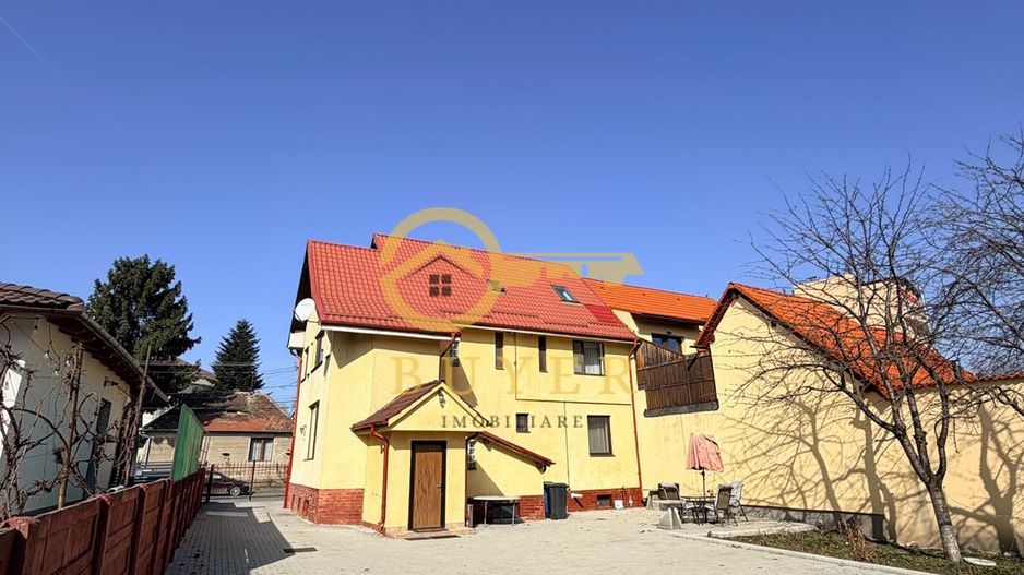 Casa vila in zona centrala - Poză 2