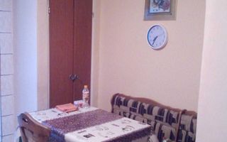 BRASADAS închiriază ap 2 cam Et 6/8 zona Unirii - Poză 5