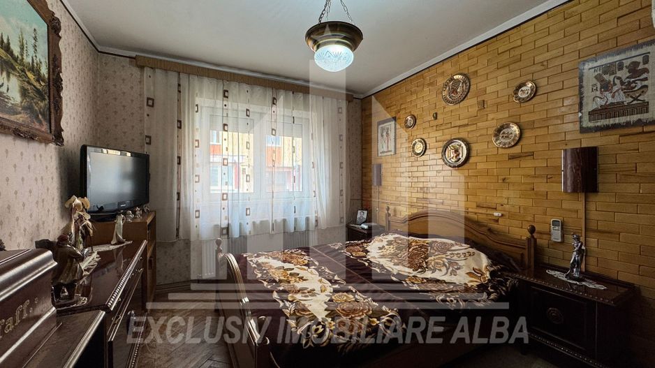 Apartament 3 camere decomandate | 2 bai | 69 mp | Cetate - Piata - Poză 8