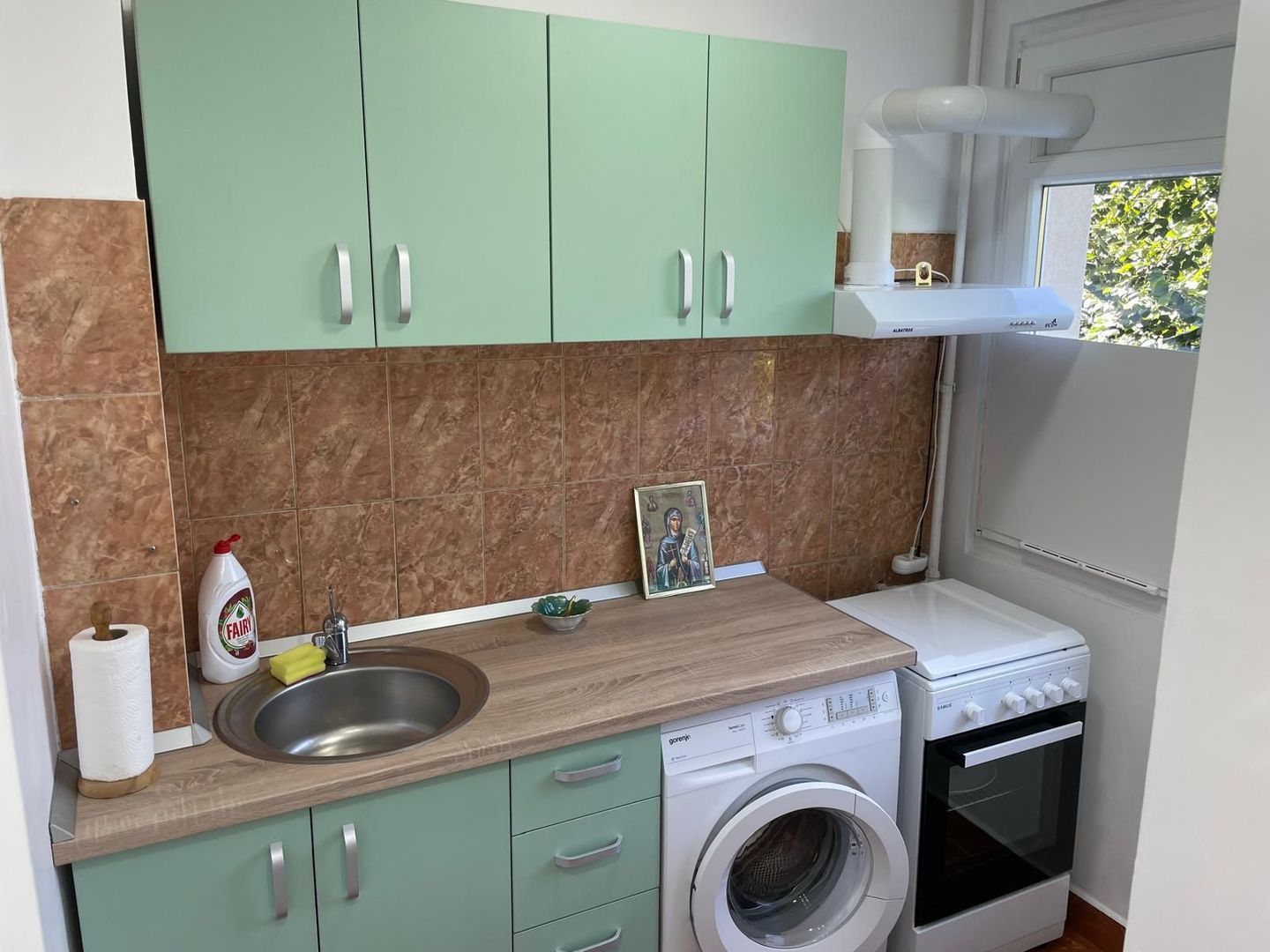 GARSONIERA APARATORII PATRIEI, MOBILAT/UTILAT, METROU 11 MINUTE - Poză 1