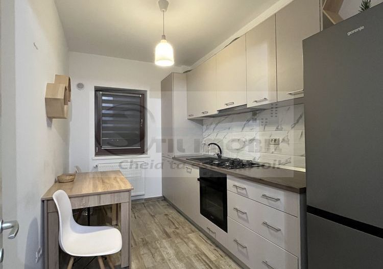 Apartament 2 camere decomandat + curte, zona Galata - 400€ - Poză 3