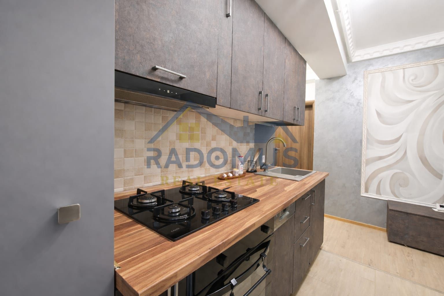 Chirie - Apartament 3 camere - Ploiesti - Zona Caraiman - 81mp - Poză 4