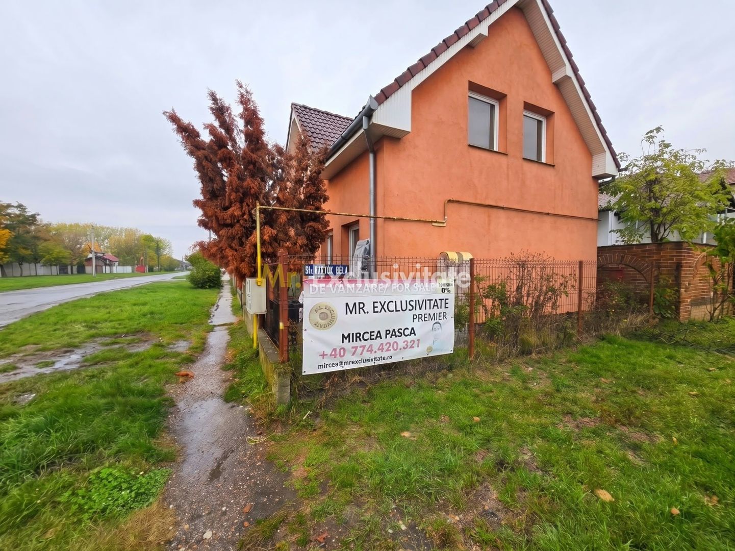 De Vânzare Casă P+M str Vulturului SM - Poză 2
