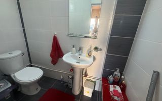 Vila de vânzare 160 mp - complet mobilată și utilata  - Câmpina ! - Poză 9